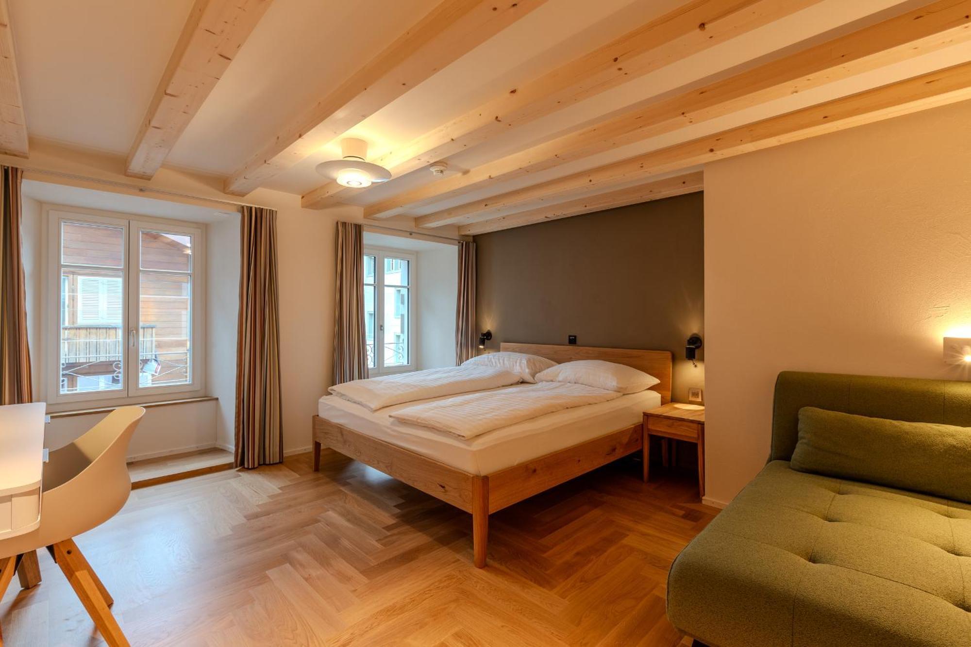 Hostel Alplodge *