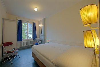 Hostel Alplodge *