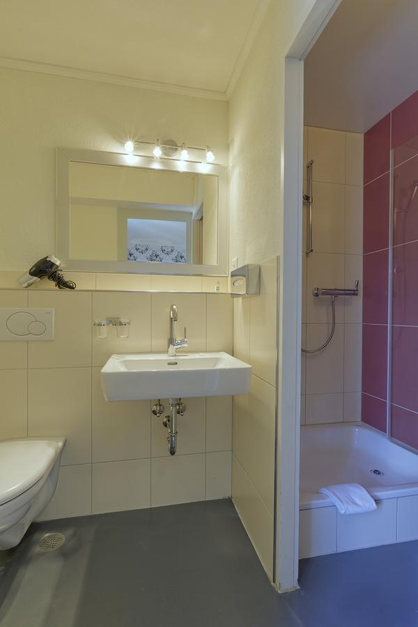 Hostel Alplodge