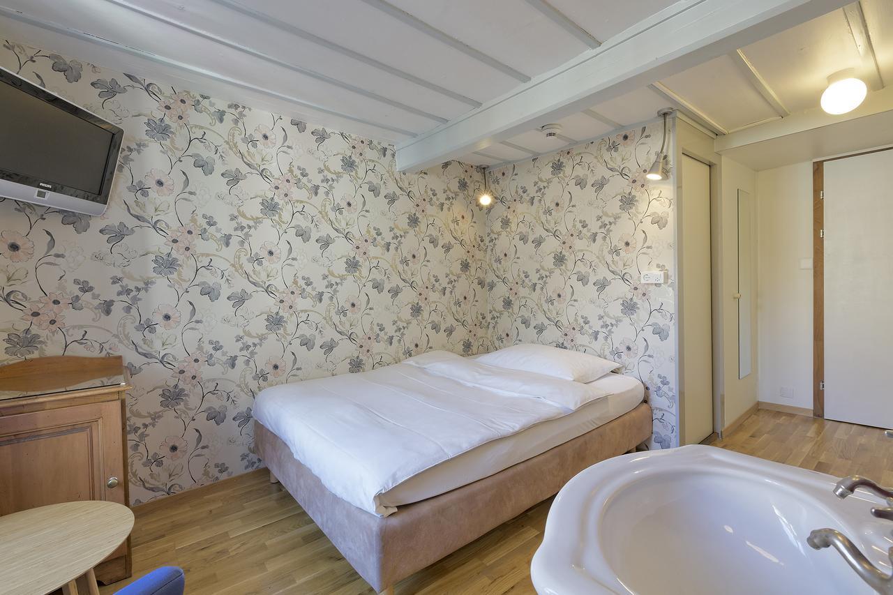 Hostel Alplodge *